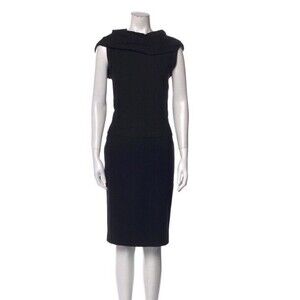 Elegant Black Sleeveless Dress
